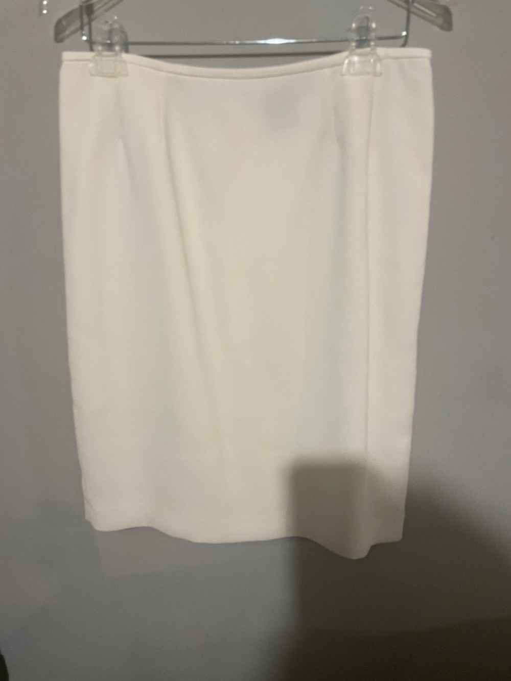 Evan Picone women’s size 8 petite white skirt suit - Picture 4 of 4